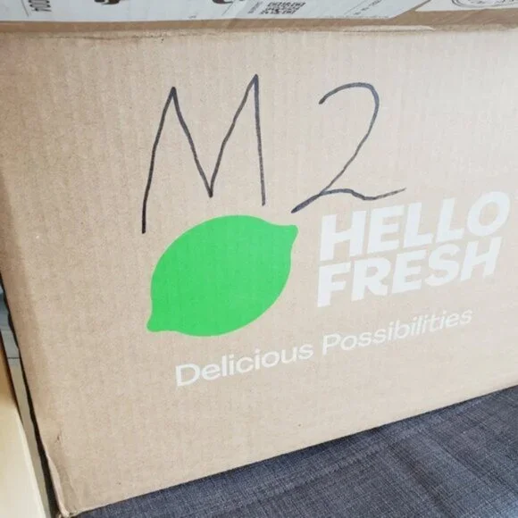 Art Deco 50s Vintage Vase Handmade Etched floral ornaments Solid Brass - Picture 8 of 8